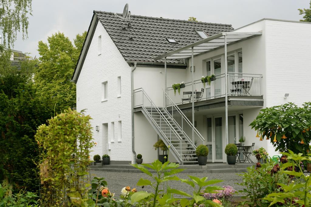 Bed & Breakfast Meerbusch Quarto foto