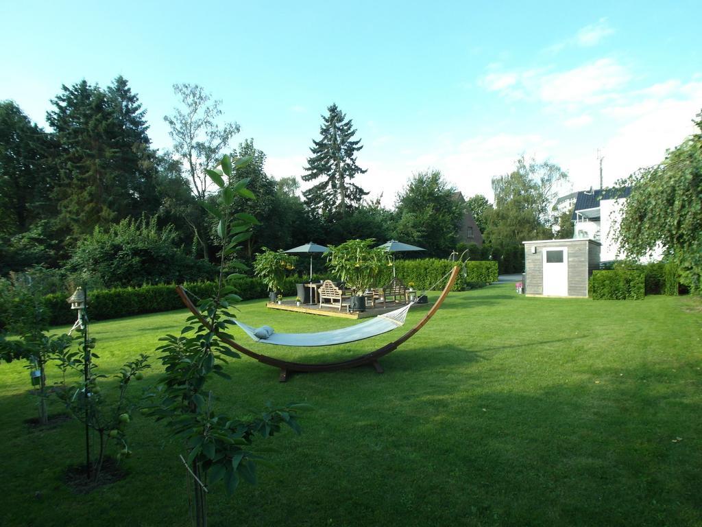 Bed & Breakfast Meerbusch Exterior foto