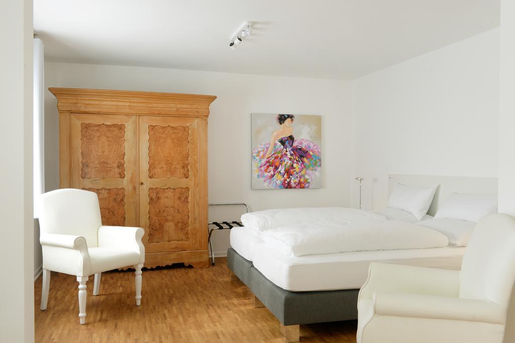 Bed & Breakfast Meerbusch Exterior foto