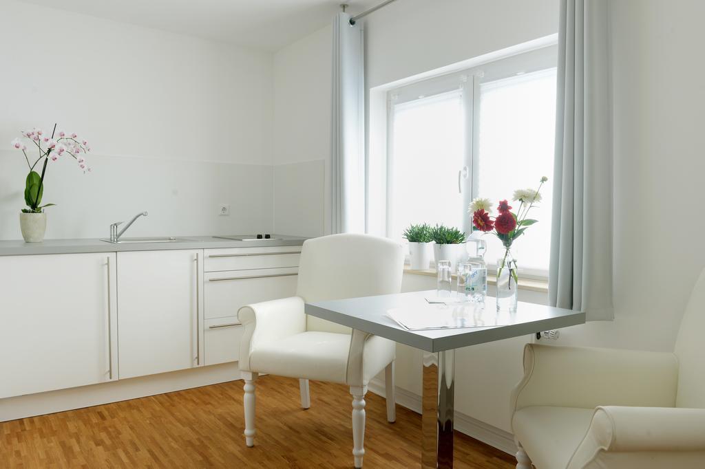 Bed & Breakfast Meerbusch Exterior foto